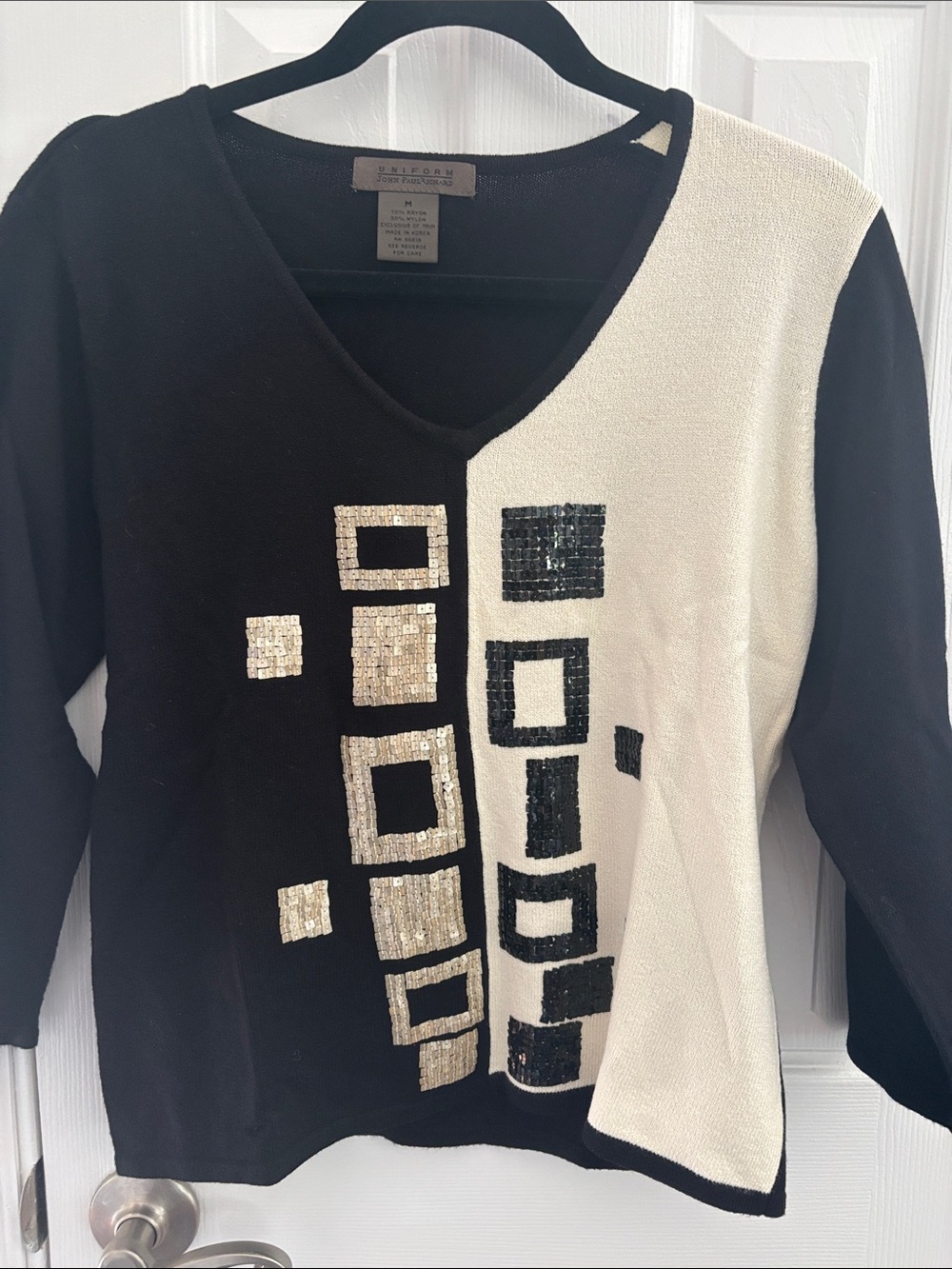 JohnPaulRichard Black and Cream Sequin Geometric V-Neck Top